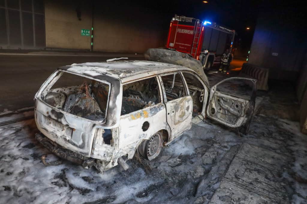 autobrand in tunnel steinhaus